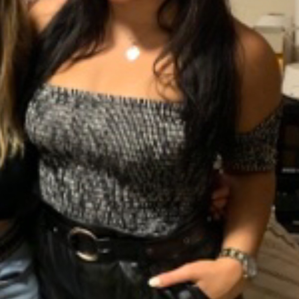 Black and white Smock crop top with sleeves